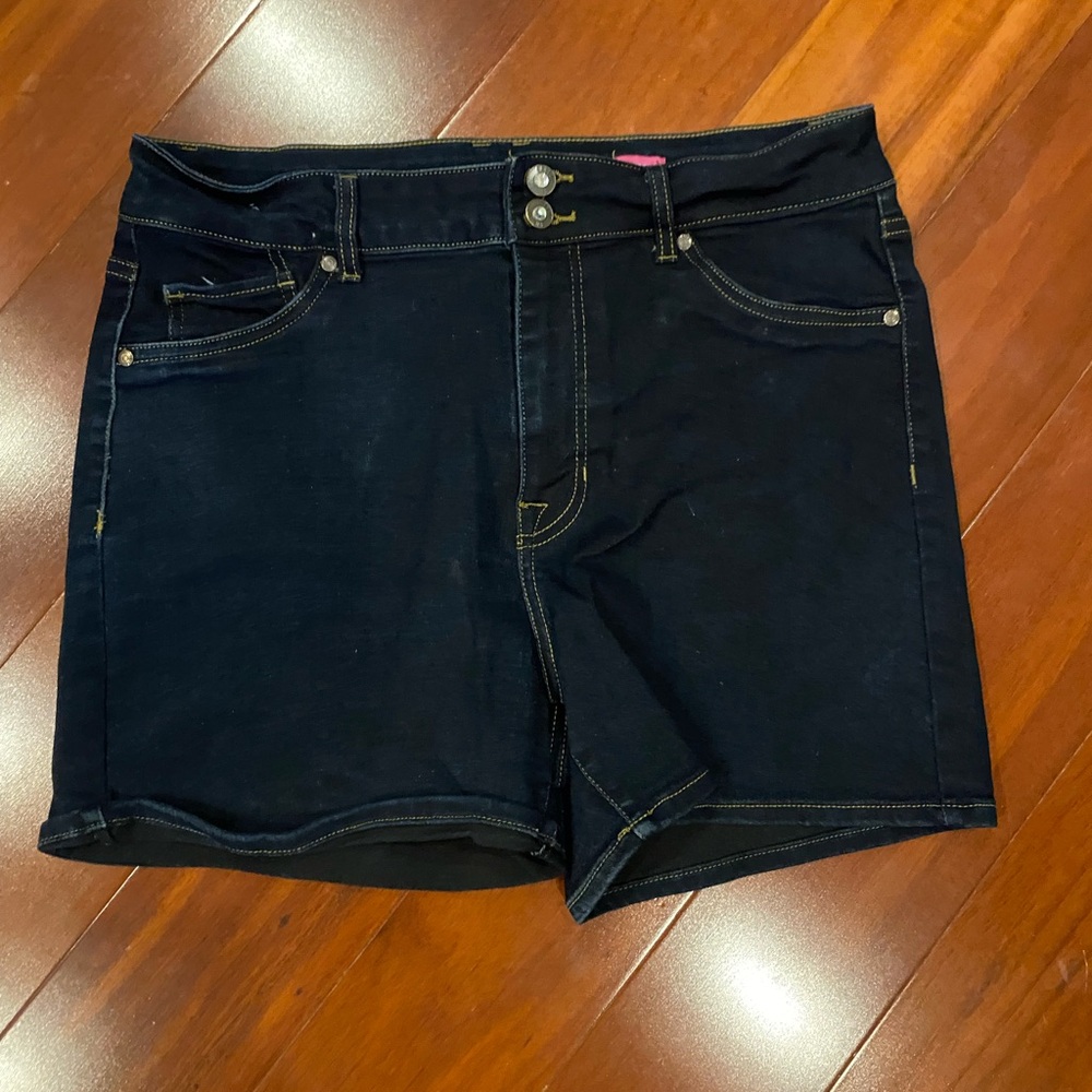 Women's Dark Wash Blue Denim Shorts